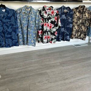 Floral Hawaiian Shirt - Black and Red